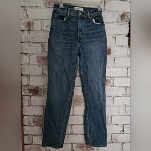 Abercrombie Curve Love Ultra High Rise 90s Straight Jean